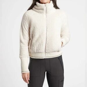 ATHLETA TUGGA Ivory White Sherpa Fleece Full zip Cropped jacket size XS